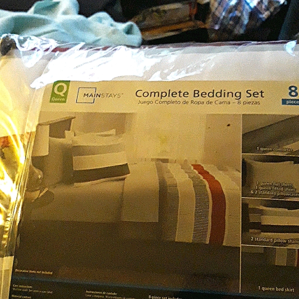 Bedding  set